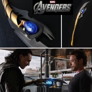 Avengers sceptre Loki présentoir led Chitauri